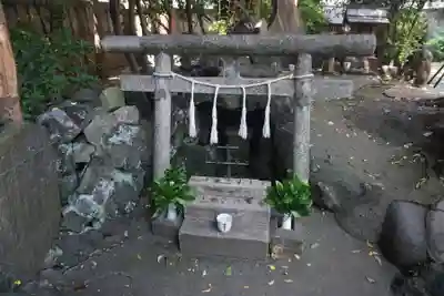 厳島神社（港町弁財天）の鳥居
