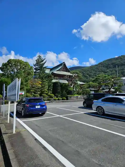 甲斐善光寺の建物その他