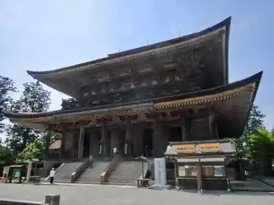 金峯山寺の本殿・本堂