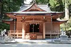 須山浅間神社の本殿