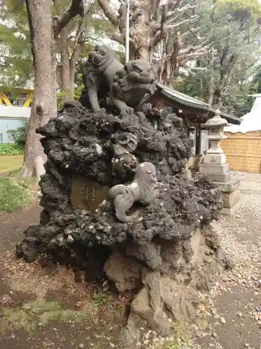 前原御嶽神社の狛犬