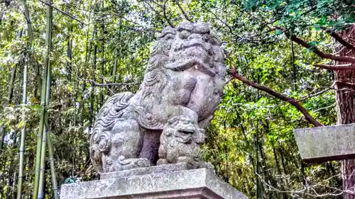 久須神社の狛犬