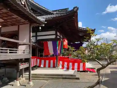 芳春寺の本殿・本堂