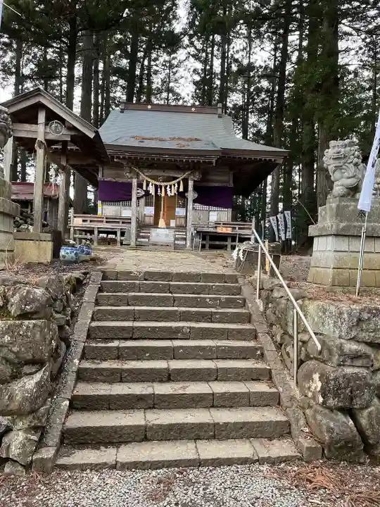 坪沼八幡神社の本殿・本堂