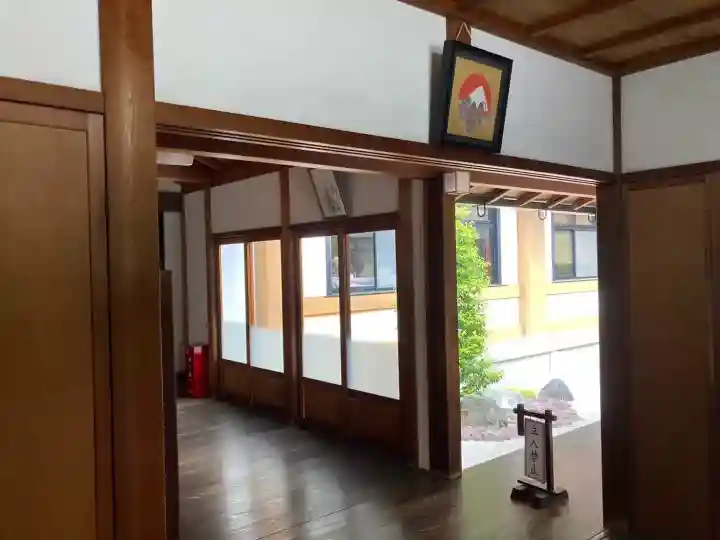 聖護院門跡の{uncategorized: "未分類", other: "その他", undefined: "問題あり", building: "その他建物", grave: "お墓", sacred_gate: "鳥居", guardian: "狛犬", statue: "像", buddha: "仏像", history: "歴史", nature: "自然", garden: "庭園", animal: "動物", pagoda: "塔", temizu: "手水舎", mountain_gate: "山門・神門", sanctuary: "本殿・本堂", subordinate: "末社・摂社", art: "芸術", scenery: "景色", jizo: "地蔵", ema: "絵馬", goshuin: "御朱印", omikuji: "おみくじ", items: "授与品その他", amulet: "お守り", goshuincho: "御朱印帳", eats: "食事", festival: "お祭り", votive_dance: "神楽", shichigosan: "七五三参", wedding: "結婚式", experience: "体験その他", initially: "初詣", around: "周辺", anti_infection: "感染症対策"}