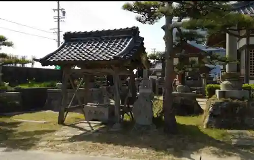 西方寺の手水舎