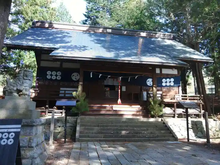 山家神社の本殿・本堂