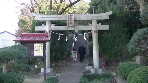 白山神社の鳥居