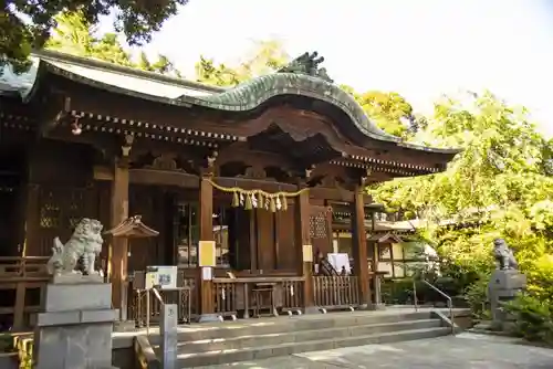 玉川神社の本殿・本堂
