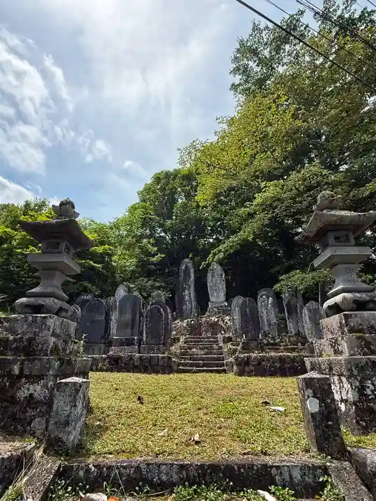 御嶽神社茅萱宮(岐阜県)