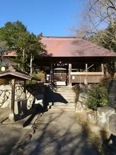 白髪神社の本殿