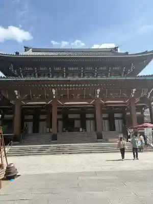 真宗大谷派名古屋別院の{uncategorized: "未分類", other: "その他", undefined: "問題あり", building: "その他建物", grave: "お墓", sacred_gate: "鳥居", guardian: "狛犬", statue: "像", buddha: "仏像", history: "歴史", nature: "自然", garden: "庭園", animal: "動物", pagoda: "塔", temizu: "手水舎", mountain_gate: "山門・神門", sanctuary: "本殿・本堂", subordinate: "末社・摂社", art: "芸術", scenery: "景色", jizo: "地蔵", ema: "絵馬", goshuin: "御朱印", omikuji: "おみくじ", items: "授与品その他", amulet: "お守り", goshuincho: "御朱印帳", eats: "食事", festival: "お祭り", votive_dance: "神楽", shichigosan: "七五三参", wedding: "結婚式", experience: "体験その他", initially: "初詣", around: "周辺", anti_infection: "感染症対策"}