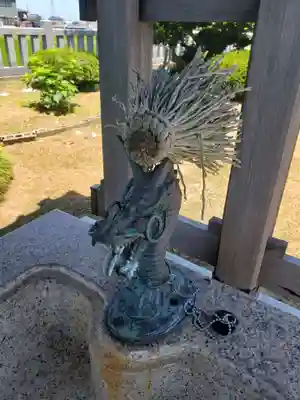 三野神社の手水舎