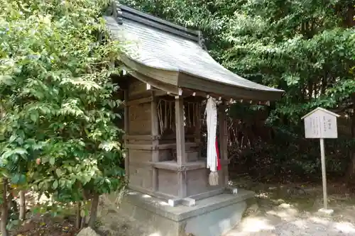 平岡八幡宮の末社・摂社