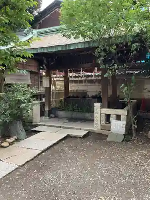 小野照崎神社の手水舎