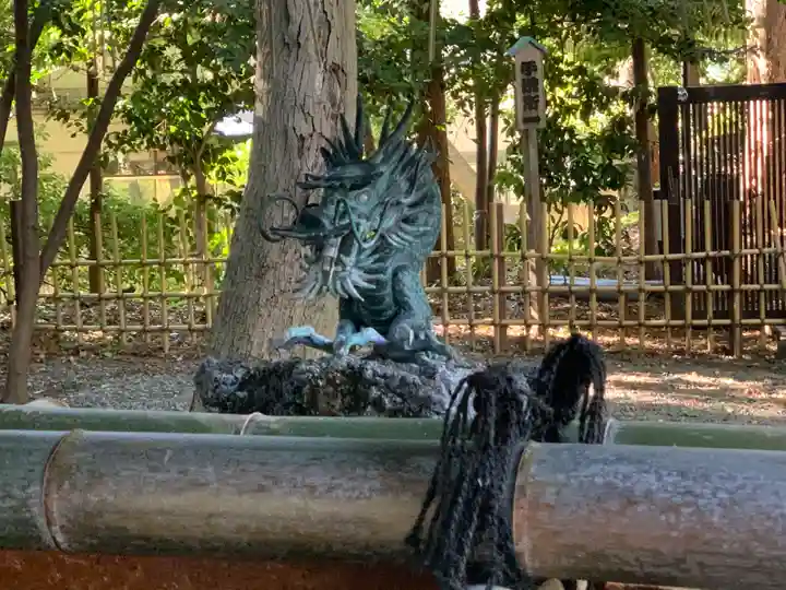 世田谷八幡宮の手水舎