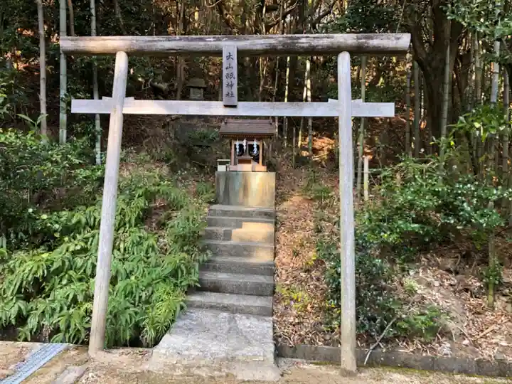 宇佐八幡神社の末社・摂社