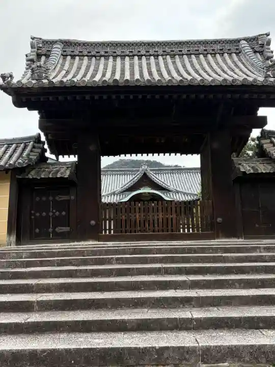 隨心院(随心院)の{uncategorized: "未分類", other: "その他", undefined: "問題あり", building: "その他建物", grave: "お墓", sacred_gate: "鳥居", guardian: "狛犬", statue: "像", buddha: "仏像", history: "歴史", nature: "自然", garden: "庭園", animal: "動物", pagoda: "塔", temizu: "手水舎", mountain_gate: "山門・神門", sanctuary: "本殿・本堂", subordinate: "末社・摂社", art: "芸術", scenery: "景色", jizo: "地蔵", ema: "絵馬", goshuin: "御朱印", omikuji: "おみくじ", items: "授与品その他", amulet: "お守り", goshuincho: "御朱印帳", eats: "食事", festival: "お祭り", votive_dance: "神楽", shichigosan: "七五三参", wedding: "結婚式", experience: "体験その他", initially: "初詣", around: "周辺", anti_infection: "感染症対策"}