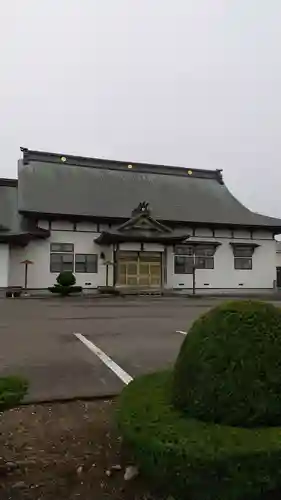 敬栄寺の本殿・本堂