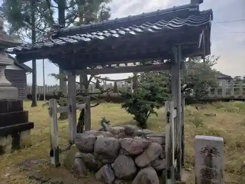 伊勢領神社の手水舎