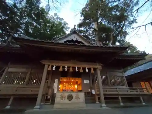 事任八幡宮の本殿・本堂