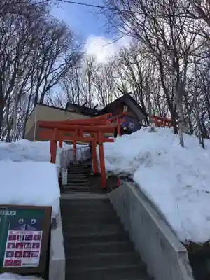清田稲荷神社の鳥居