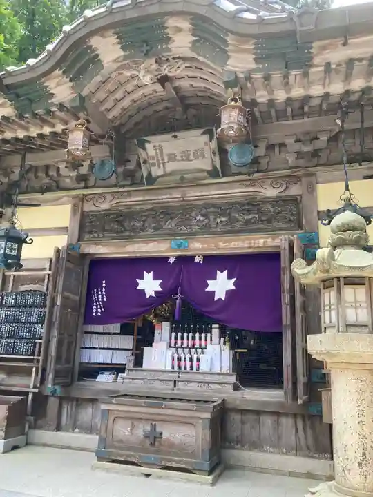 能勢妙見山(真如寺境外仏堂)の本殿・本堂