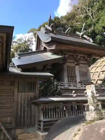 多太神社の本殿・本堂