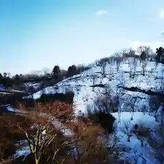 倶利迦羅不動寺山頂本堂の周辺