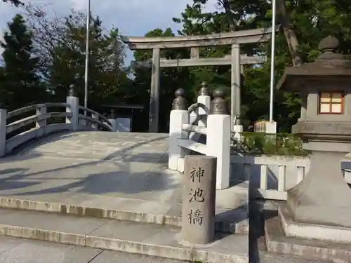 寒川神社の鳥居