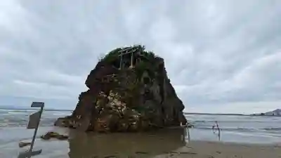 稲佐の浜 弁天島(島根県)