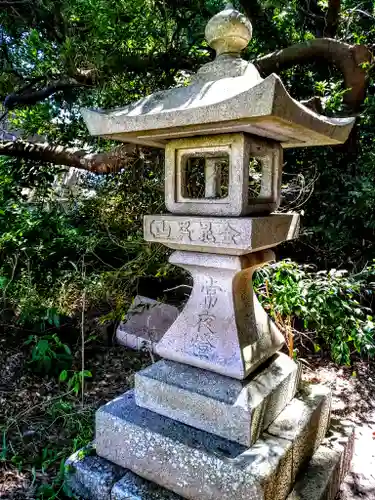 天神社の塔