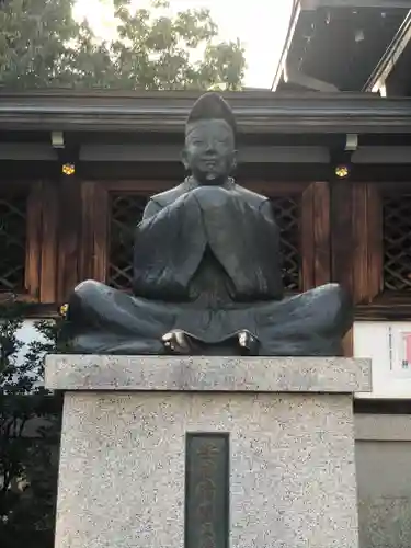 晴明神社の像