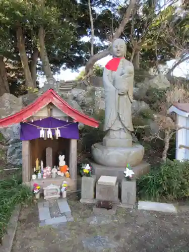 東京湾観音教会の地蔵