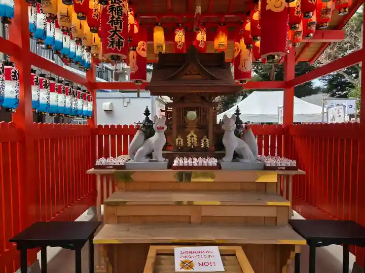 蛇窪神社の{uncategorized: "未分類", other: "その他", undefined: "問題あり", building: "その他建物", grave: "お墓", sacred_gate: "鳥居", guardian: "狛犬", statue: "像", buddha: "仏像", history: "歴史", nature: "自然", garden: "庭園", animal: "動物", pagoda: "塔", temizu: "手水舎", mountain_gate: "山門・神門", sanctuary: "本殿・本堂", subordinate: "末社・摂社", art: "芸術", scenery: "景色", jizo: "地蔵", ema: "絵馬", goshuin: "御朱印", omikuji: "おみくじ", items: "授与品その他", amulet: "お守り", goshuincho: "御朱印帳", eats: "食事", festival: "お祭り", votive_dance: "神楽", shichigosan: "七五三参", wedding: "結婚式", experience: "体験その他", initially: "初詣", around: "周辺", anti_infection: "感染症対策"}