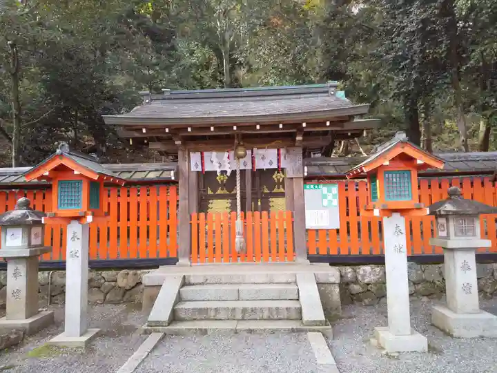 櫟谷宗像神社(松尾大社摂社)の本殿・本堂