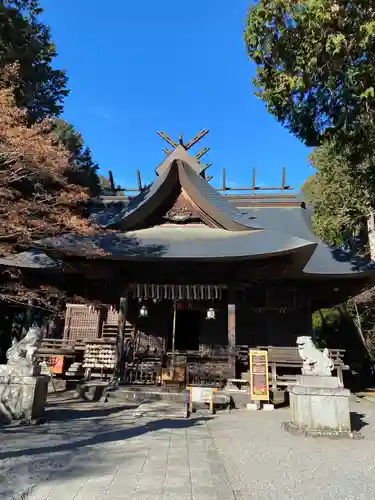 冨士御室浅間神社の本殿・本堂