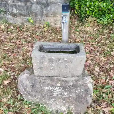 蠶養神社の手水舎