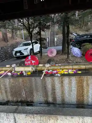 群馬県護国神社の{uncategorized: "未分類", other: "その他", undefined: "問題あり", building: "その他建物", grave: "お墓", sacred_gate: "鳥居", guardian: "狛犬", statue: "像", buddha: "仏像", history: "歴史", nature: "自然", garden: "庭園", animal: "動物", pagoda: "塔", temizu: "手水舎", mountain_gate: "山門・神門", sanctuary: "本殿・本堂", subordinate: "末社・摂社", art: "芸術", scenery: "景色", jizo: "地蔵", ema: "絵馬", goshuin: "御朱印", omikuji: "おみくじ", items: "授与品その他", amulet: "お守り", goshuincho: "御朱印帳", eats: "食事", festival: "お祭り", votive_dance: "神楽", shichigosan: "七五三参", wedding: "結婚式", experience: "体験その他", initially: "初詣", around: "周辺", anti_infection: "感染症対策"}