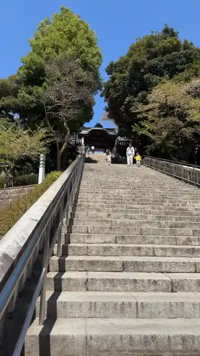 宇都宮二荒山神社の{uncategorized: "未分類", other: "その他", undefined: "問題あり", building: "その他建物", grave: "お墓", sacred_gate: "鳥居", guardian: "狛犬", statue: "像", buddha: "仏像", history: "歴史", nature: "自然", garden: "庭園", animal: "動物", pagoda: "塔", temizu: "手水舎", mountain_gate: "山門・神門", sanctuary: "本殿・本堂", subordinate: "末社・摂社", art: "芸術", scenery: "景色", jizo: "地蔵", ema: "絵馬", goshuin: "御朱印", omikuji: "おみくじ", items: "授与品その他", amulet: "お守り", goshuincho: "御朱印帳", eats: "食事", festival: "お祭り", votive_dance: "神楽", shichigosan: "七五三参", wedding: "結婚式", experience: "体験その他", initially: "初詣", around: "周辺", anti_infection: "感染症対策"}
