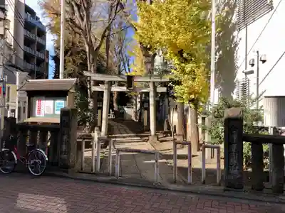 荻窪白山神社の鳥居