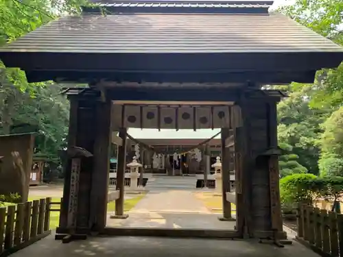 鎌田神明宮の山門