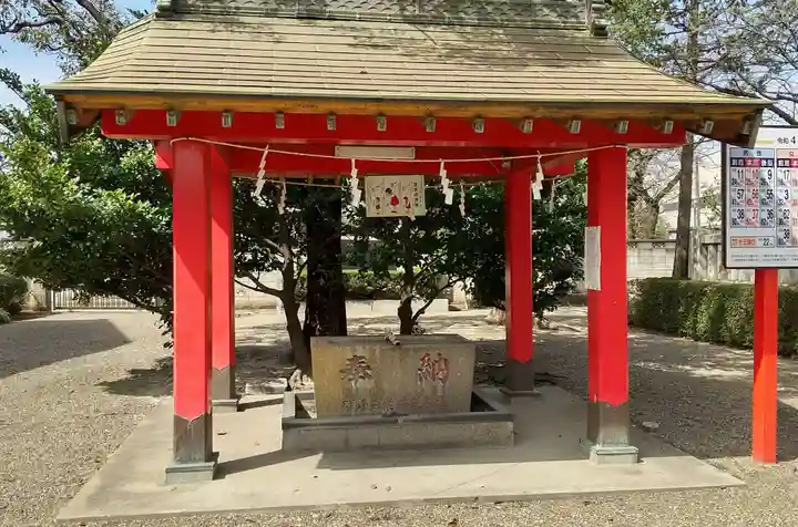 元郷氷川神社の手水舎