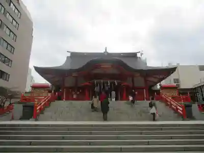 花園神社の本殿・本堂