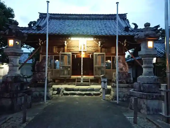 白山神社の本殿・本堂