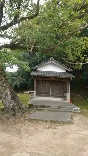 磯辺神社の本殿・本堂