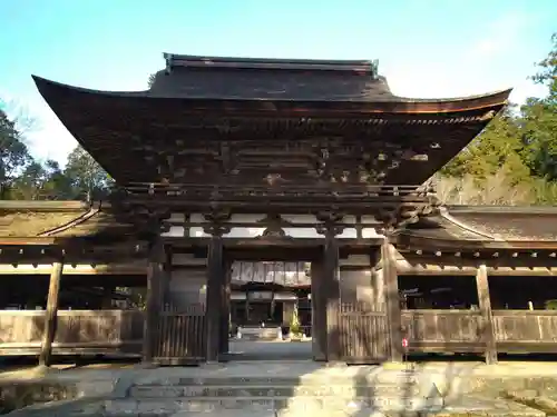 油日神社の山門