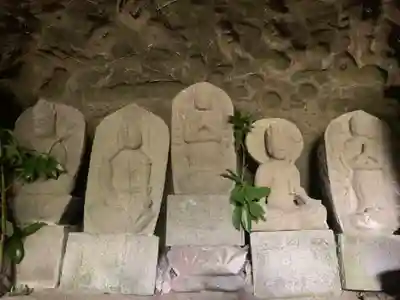 石仏群(名称不明)の仏像