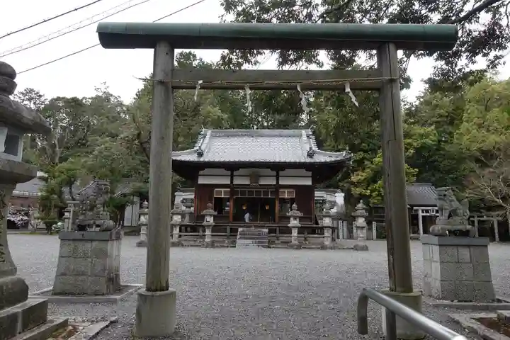 新屋坐天照御魂神社の本殿・本堂