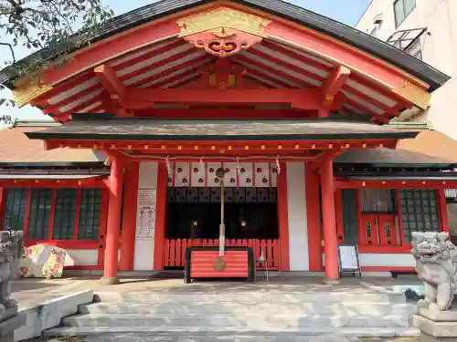 山本八幡宮の{uncategorized: "未分類", other: "その他", undefined: "問題あり", building: "その他建物", grave: "お墓", sacred_gate: "鳥居", guardian: "狛犬", statue: "像", buddha: "仏像", history: "歴史", nature: "自然", garden: "庭園", animal: "動物", pagoda: "塔", temizu: "手水舎", mountain_gate: "山門・神門", sanctuary: "本殿・本堂", subordinate: "末社・摂社", art: "芸術", scenery: "景色", jizo: "地蔵", ema: "絵馬", goshuin: "御朱印", omikuji: "おみくじ", items: "授与品その他", amulet: "お守り", goshuincho: "御朱印帳", eats: "食事", festival: "お祭り", votive_dance: "神楽", shichigosan: "七五三参", wedding: "結婚式", experience: "体験その他", initially: "初詣", around: "周辺", anti_infection: "感染症対策"}